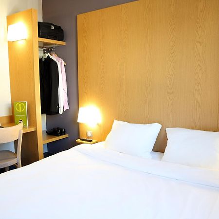 B&B Hotel Aix En Provence Le Tholonet Exterior photo